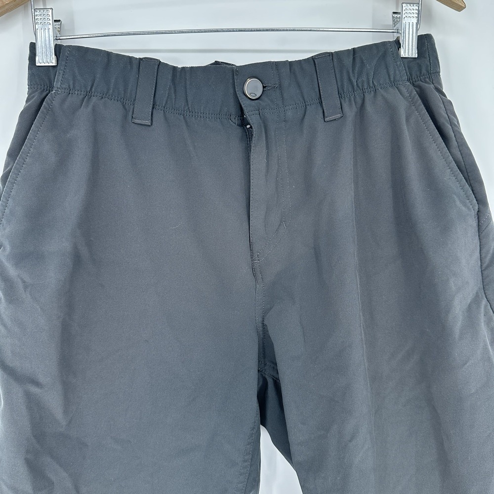 Oakley Men's Shorts Golf Performance Wicking Lightweight Casual Size 30x10 Black - Picture 2 of 15